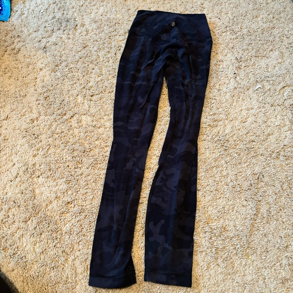 6 pair of size 2 Lululemon - Picture 10 of 16